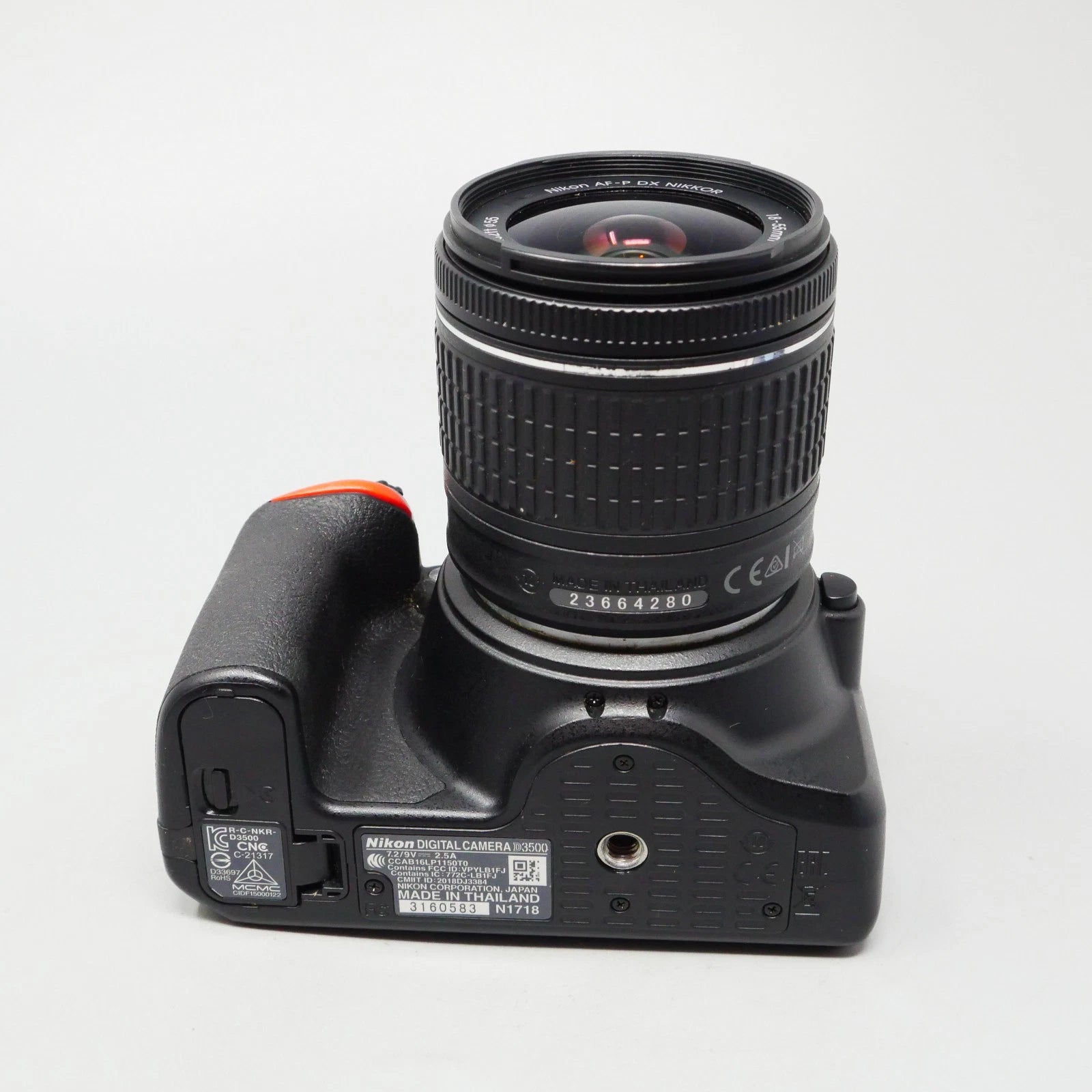 Nikon D3500 de 24,2 MP con kit de lente VR de 18-55 mm