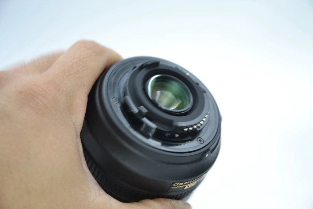 Nikon AF-S DX NIKKOR 18-105mm f/3.5-5.6G ED VR Zoom