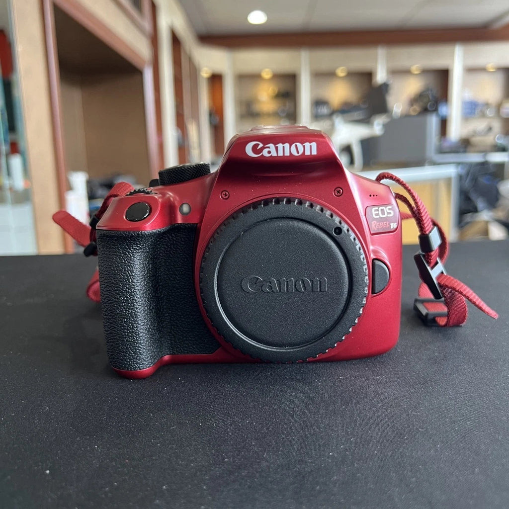 Canon EOS Rebel T6 Edicion especial ROJA