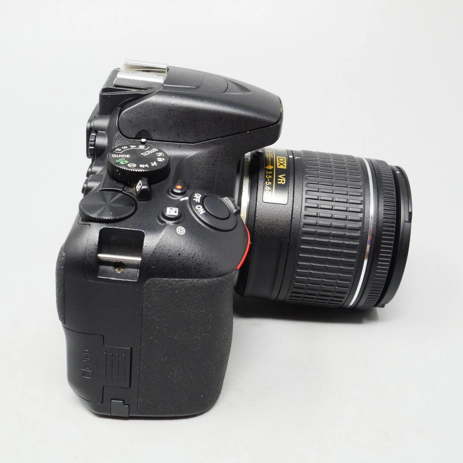 Nikon D3500 de 24,2 MP con kit de lente VR de 18-55 mm