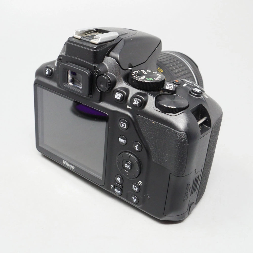 Nikon D3500 de 24,2 MP con kit de lente VR de 18-55 mm