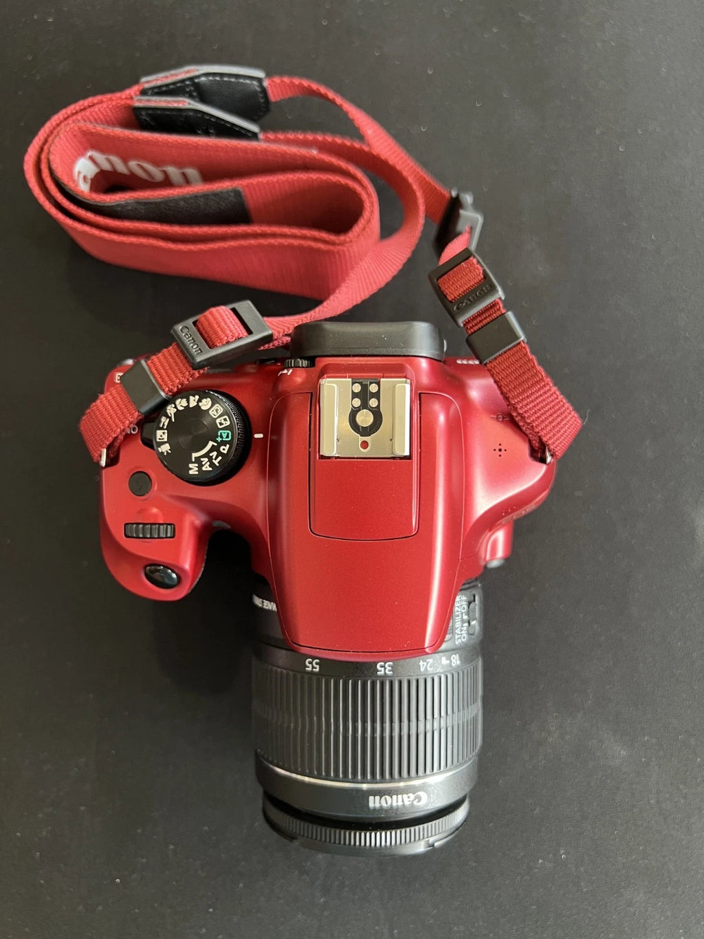 Canon EOS Rebel T6 Edicion especial ROJA