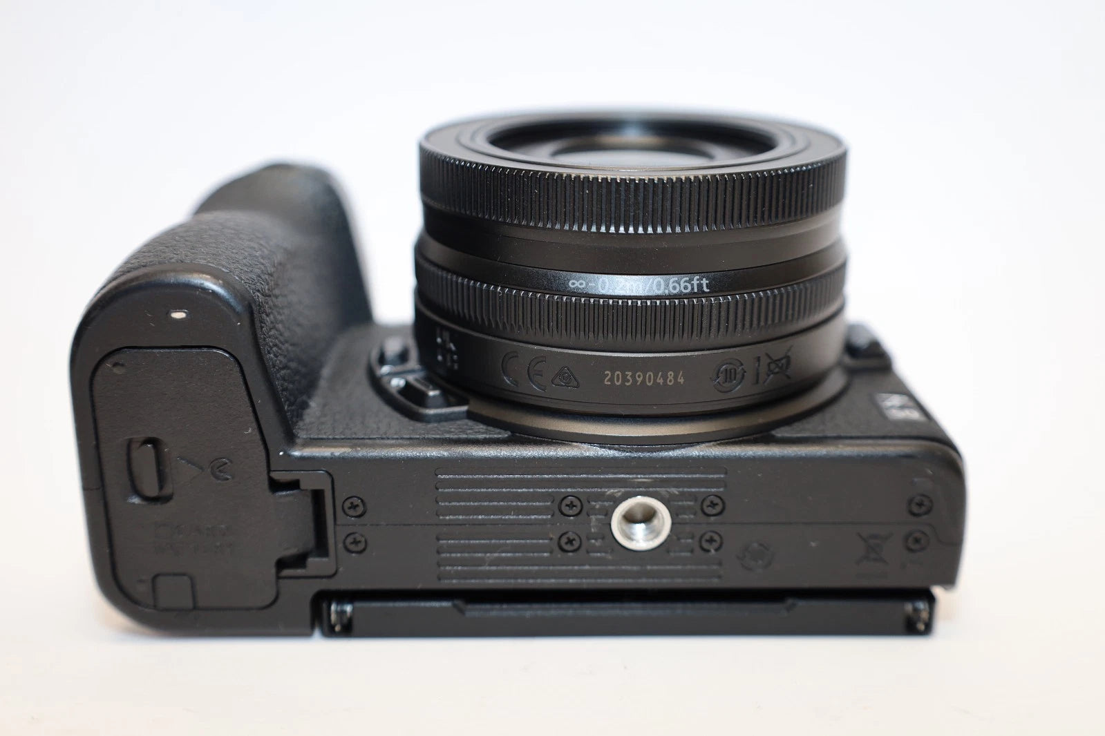 Nikon Z 50 con objetivo VR de 16-50 mm