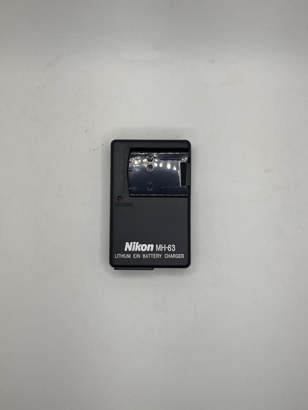 Cargador Nikon MH-63