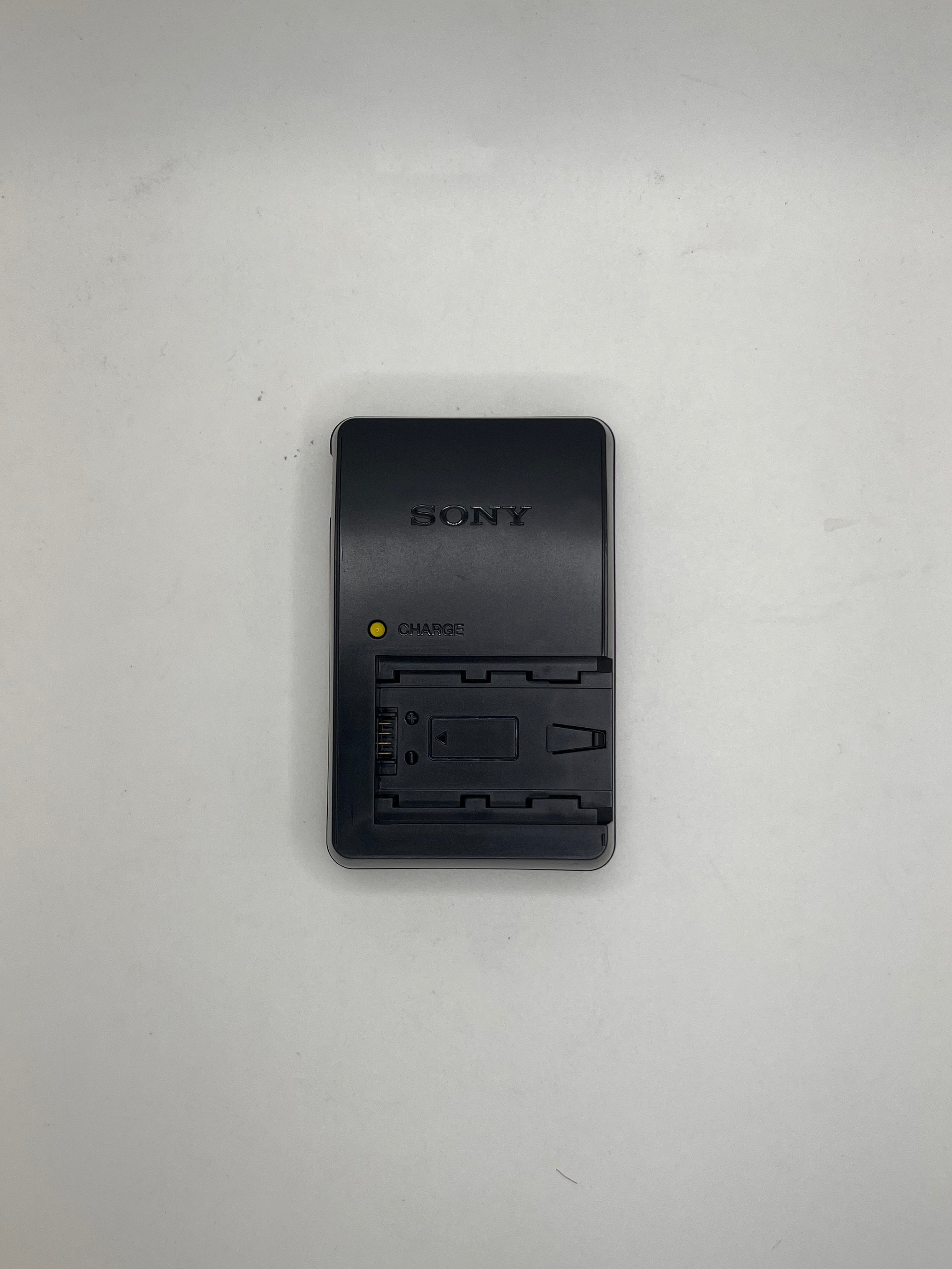 Cargador Sony BC-VH1