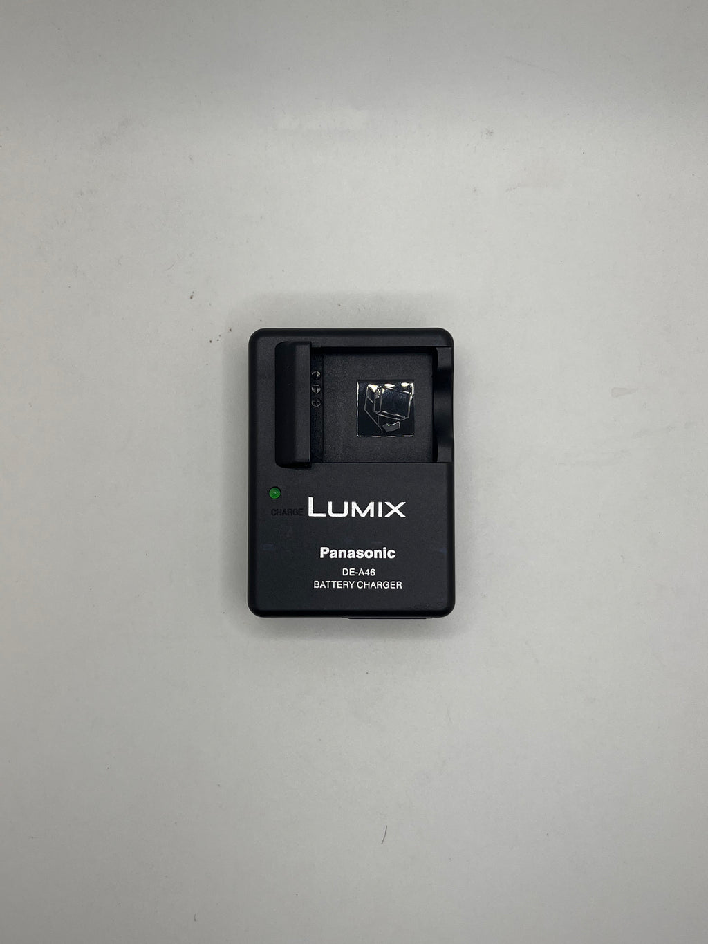 Cargador Panasonic DE-A46