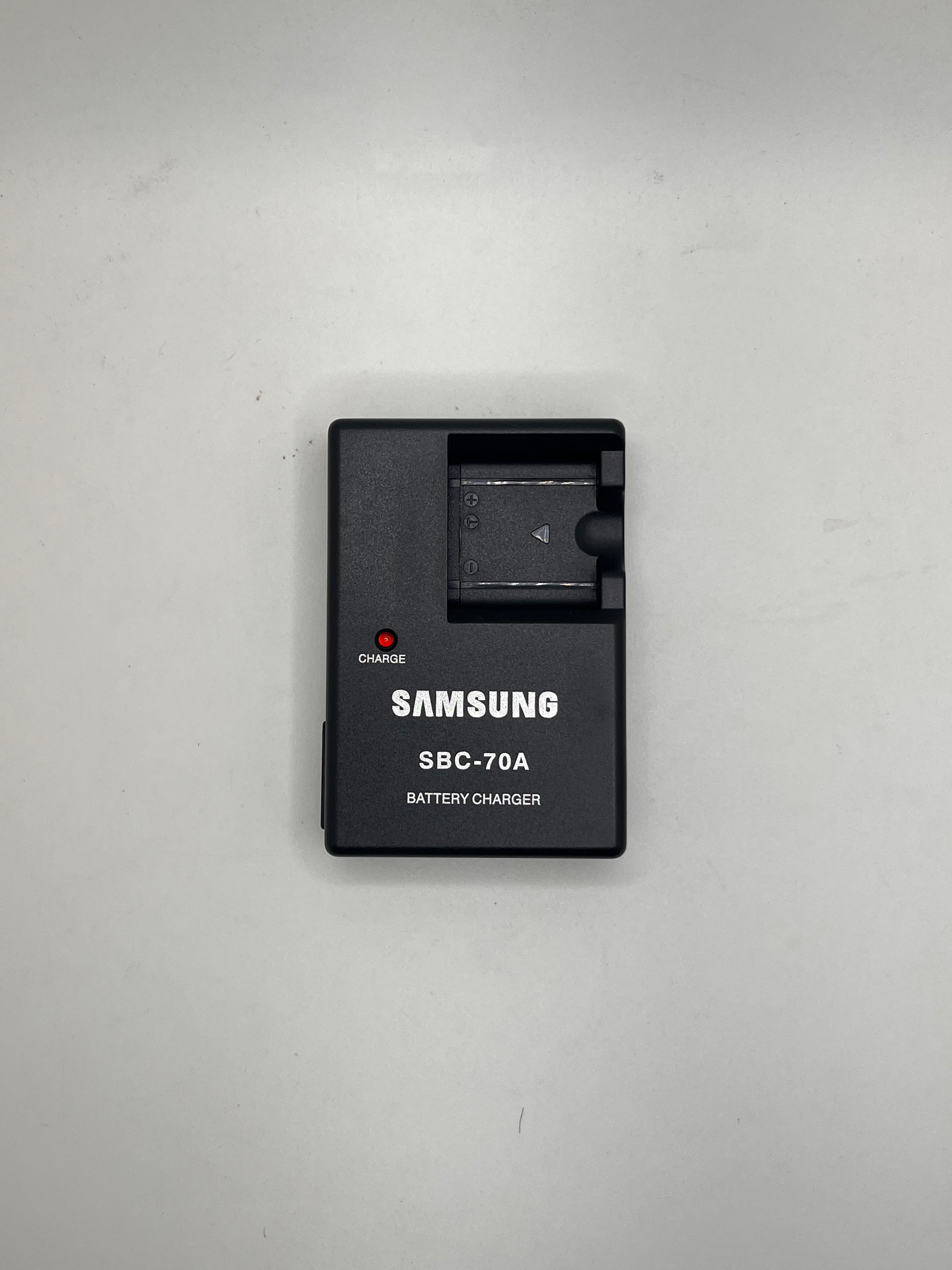 Cargador Samsung SBC-70A