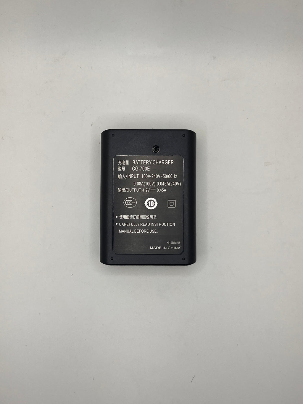 Cargador Canon CG-700E